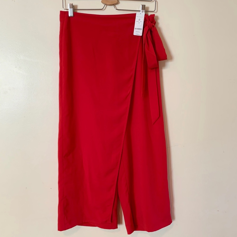 BEBE Front Overlay Culotte Pants